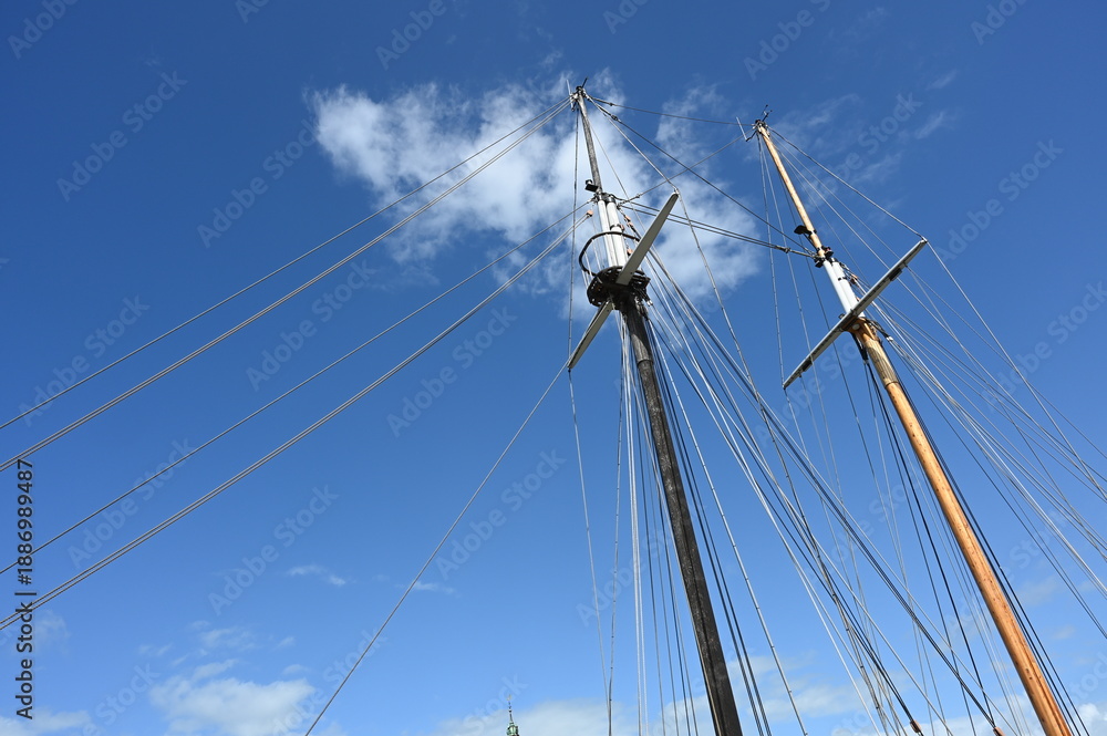 Fototapeta premium Mast eines Segelschiffs