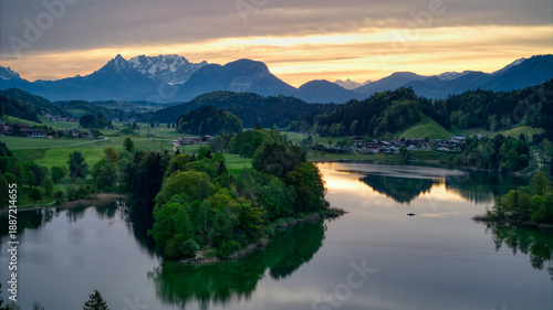 Quadro su tela Morgen am Reintalersee