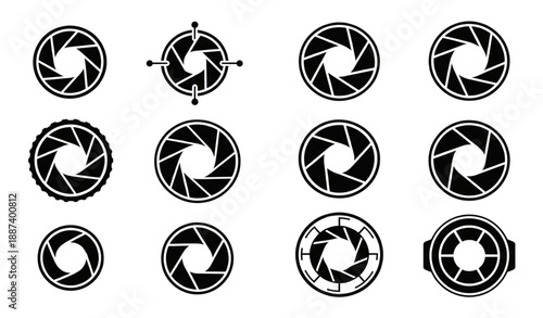 Vintage film camera lens aperture and shutter vector icon set isolated on transparent background