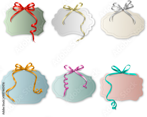 立体的なリボン装飾とステッチ風フレームを組み合わせたカラーバリエーション豊富なラベルセット｜ギフト・キャンペーン・見出し表現に使いやすい上品なデザイン素材イラスト