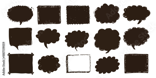 Conjunto de balões de fala e quadros de texto em estilo de rabisco, com fundo transparente.