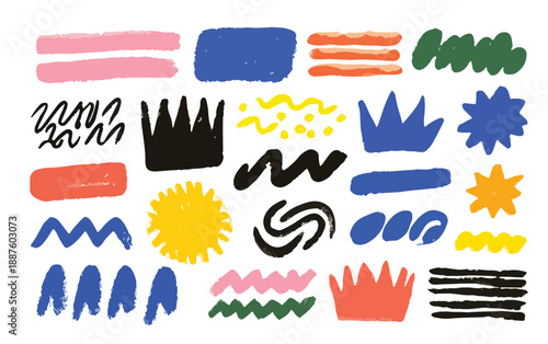 Set astratto di forme disegnate a mano, pennellate e macchie colorate con sfondo trasparente per design.