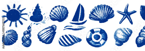 Niebieskie, ręcznie rysowane elementy marynistyczne i muszle na przezroczystym tle, idealne do letnich dekoracji.