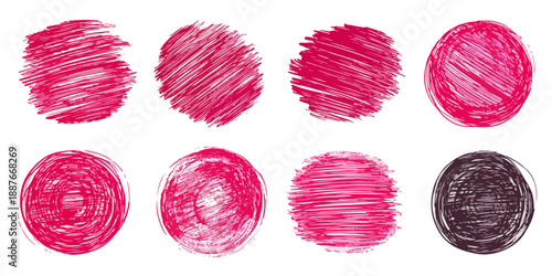 Zbiór ręcznie rysowanych okrągłych plam i smug w odcieniach różu i czerni na białym tle.