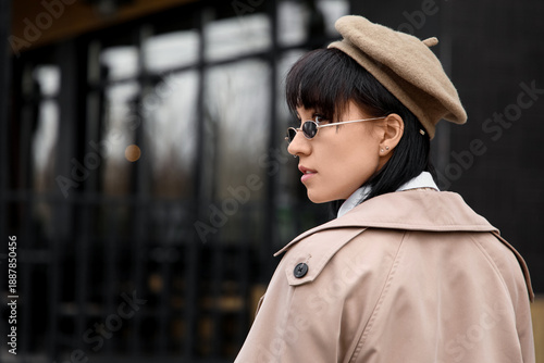 Beautiful young stylish wom...