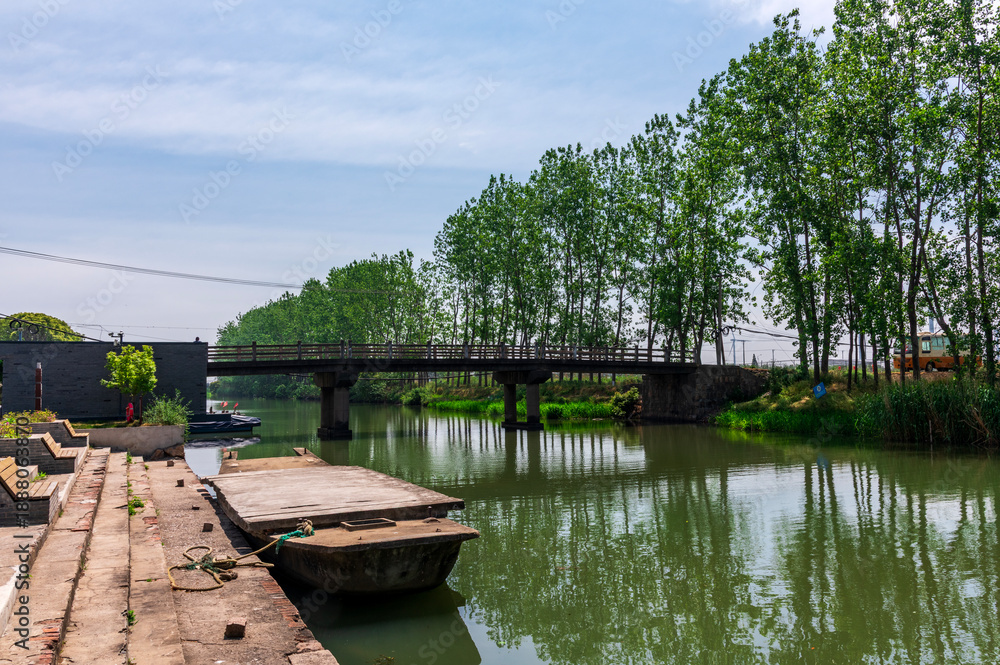 Fototapeta premium wooden bridge over the river