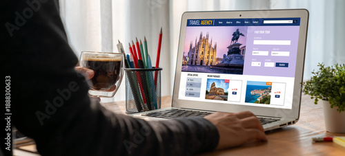 Online travel agency website for modish search and travel planning offers deal and package for flight , hotel and tour booking