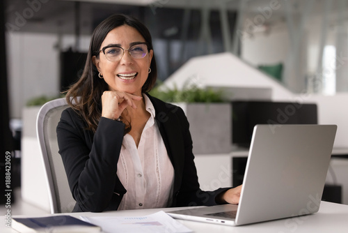Konstfotografi Portrait of mature 60s businesslady boss, female staff member in glasses, elegan