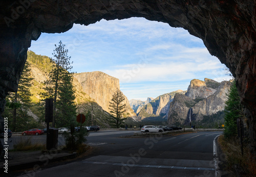 Obraz na płótnie Tunnel View in Yosemite National Park. California. USA.