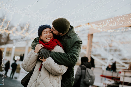 Couple enjoys winter festiv...