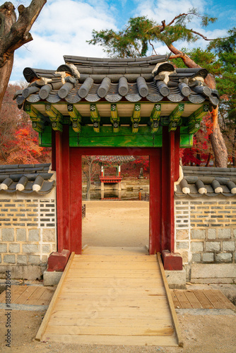 korean gate in autumn
