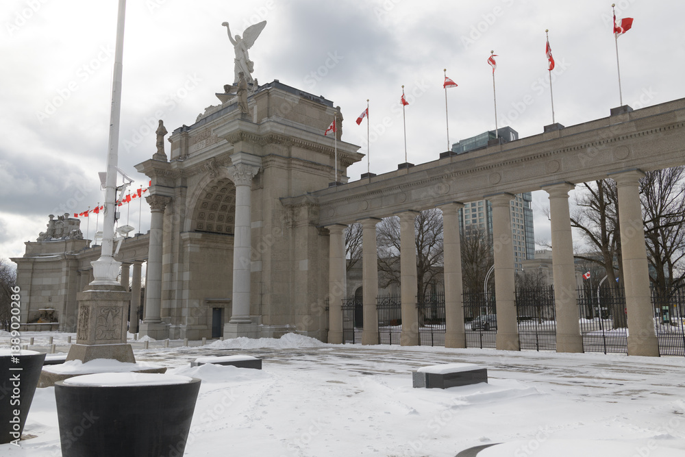 Naklejka premium Canadian National Exhibition monumental archway designed by Chapman and Oxley, 1927, called the Princes' Gates, Toronto