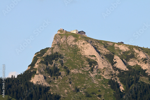 The summit of the Schafberg mountain with a restaurant near Saint Gilgen on Lake Wolfgang, Austria. / Der Gipfel des Schafbergs mit Gasthaus bei Sankt Gilgen am Wolfgangsee, Österreich.