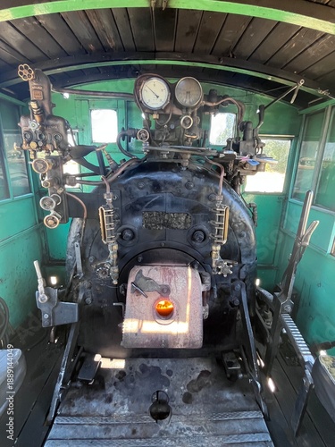 Caldera, Tren la Trochita, El Maiten