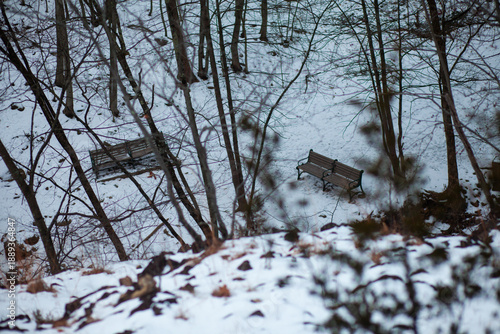 Εκτύπωση καμβά Chairs in the wintery mountains