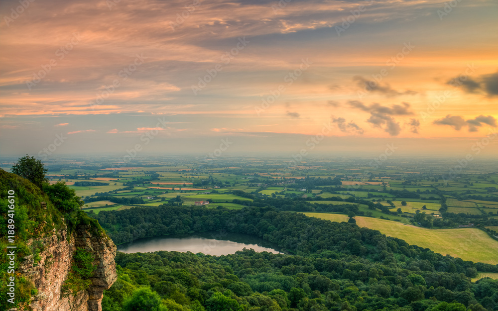 Fototapeta premium Golden Hour Outdoor 4K Landscape | Sunset View