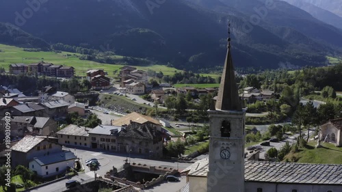 Village de montagne en été Termignon