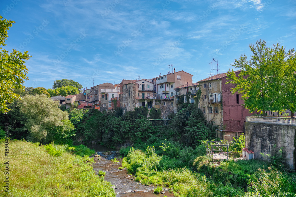 Obraz premium San Juan de Fuentes or San Juan les Fonts is a Spanish municipality in the province of Girona located in the Catalan region of La Garrocha.