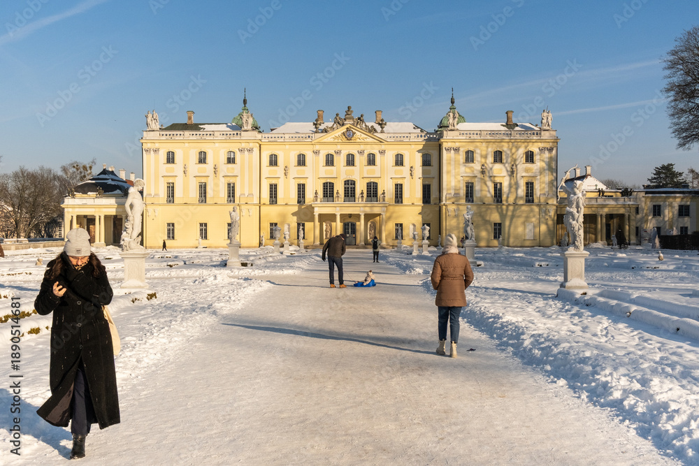 Obraz premium Pałac Branickich W Białymstoku, zima, Polska