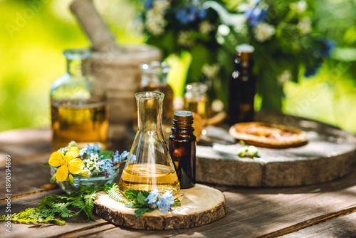 Foto Natural ingredients in cosmetic and medicine