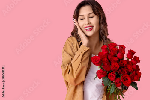 Smiling young woman with bo...