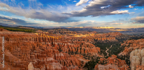 Fotografi Bryce Canyon stunning view red sandstone sunrise sunset national park