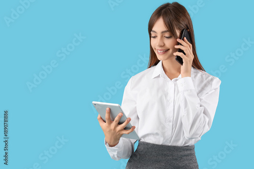 Beautiful young businesswom...