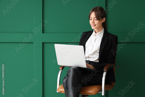 Beautiful young businesswom...