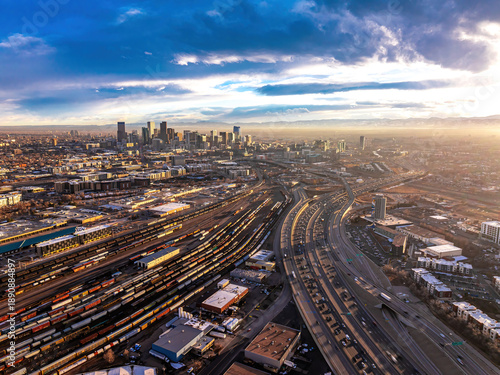Cuadro en lienzo Denver skyline golden hour, drone photo Denver Colorado