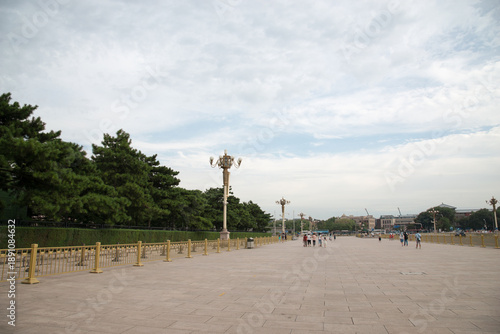 Cuadro en lienzo Tiananmen Square Beijing China Historic Plaza Tourist Attraction