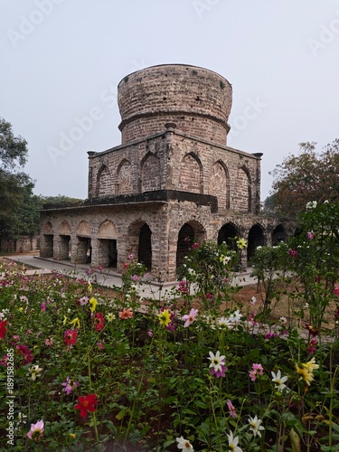 Qutub Shahi tombs are Islamic tombs and mosques  Qutub Shahi dynasty located in the Ibrahim Bagh in Hyderabad,  Telangana, India.