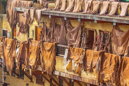 Konstfotografi Fes, Morocco, historic Tannery Chouara, leather laid out to dry after dyeing