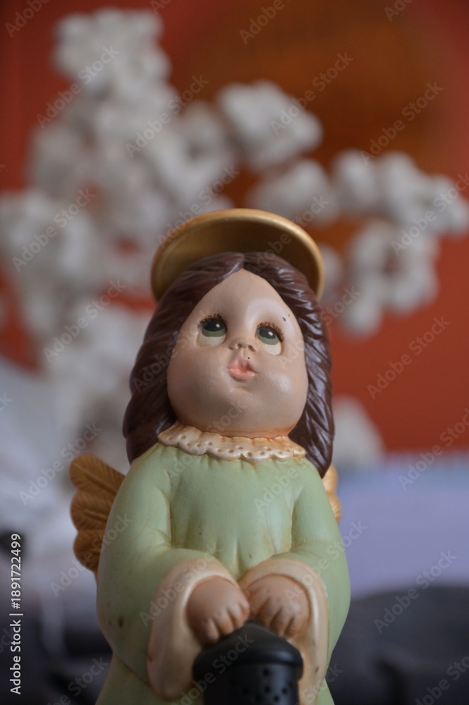 Naklejka premium Ceramic Angel
