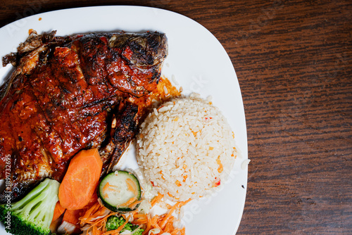 Fish with rice and vegetables