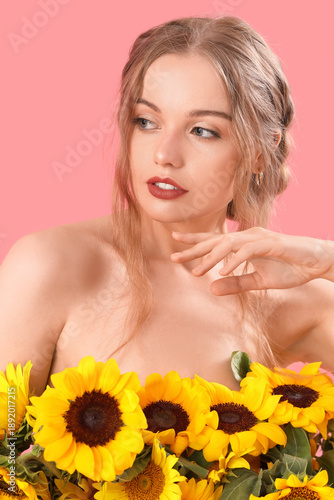 Young woman with beautiful ...