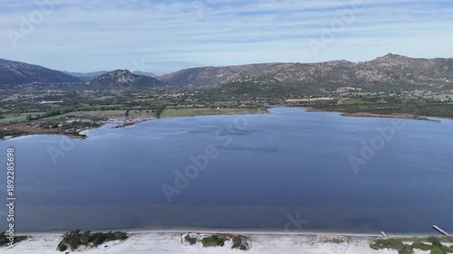 Wallpaper Mural plage de San-Teodoro en Sardaigne, Italie Torontodigital.ca