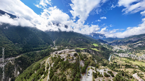 Tableau sur toile Fort Victor-Emmanuel in alpine valley landscape, Aussois, Savoie, Auvergne-Rhone-Alpes, France, Europe