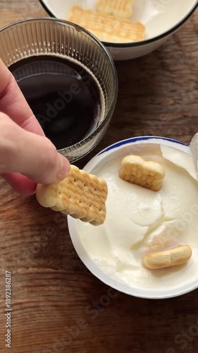 Soak cookies in coffee and place them in yogurt. A trendy yogurt dessert.