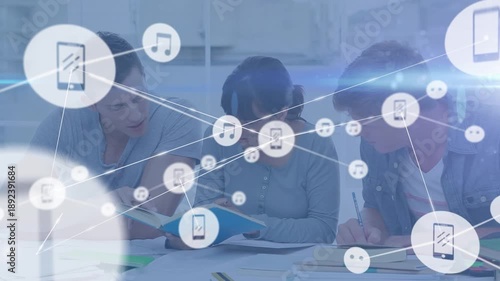 Animation of network of connections over diverse students learning