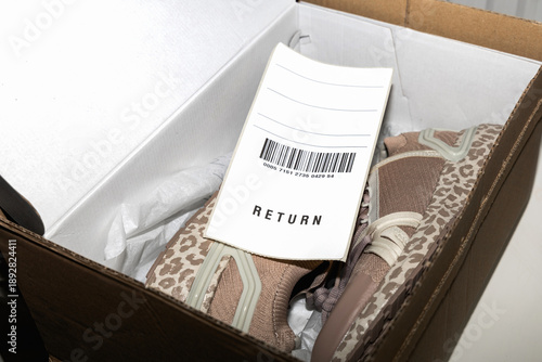 Obraz na płótnie Ecommerce return label prepared for shipment.