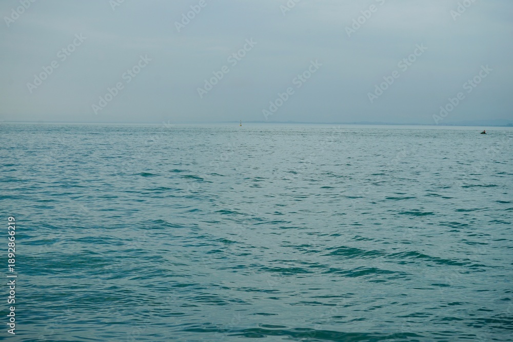 Obraz premium blue sea and sky