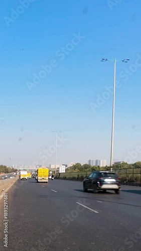 traffic on Gurugram highway, traffic flow on Indian Road, Vertical video
