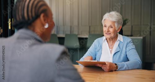 Fotografia Senior, happy woman and lawyer with application for title deed or asset management advice