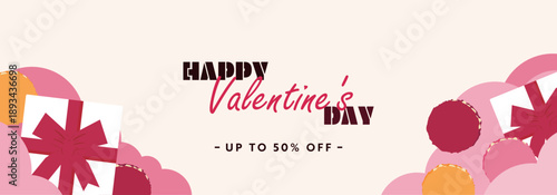 プレゼントボックスとマカロンで飾られたハッピーバレンタインの広告バナー背景テンプレート（白）　Happy Valentine's Day ad banner background template decorated with gift boxes and macarons (white)