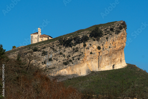 Foto Romanesque church of San Pantaleon de Losa in the Merindades area of Burgos province