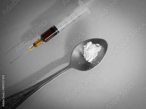 фотографія Methamphetamin pills narcotic health medical medicine drug in bag, speed drug addiction, medicine science pharmarcy, heroin amphetamines dangerous substanc abuse illegal danger chemical
