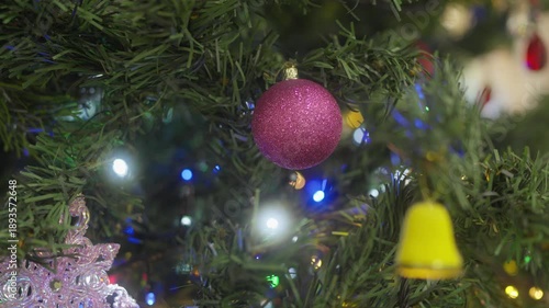 christmas tree decorations