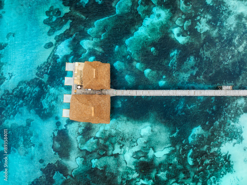 Aerial view of bungalow, je...
