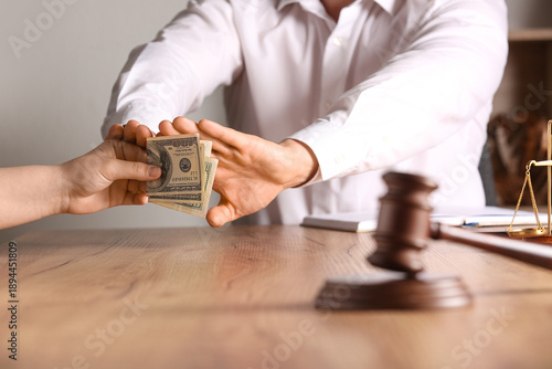 Judge refusing to take brib...