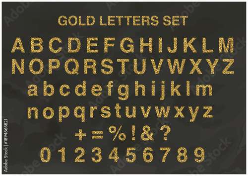 高級感のあるゴールドアルファベット文字セット